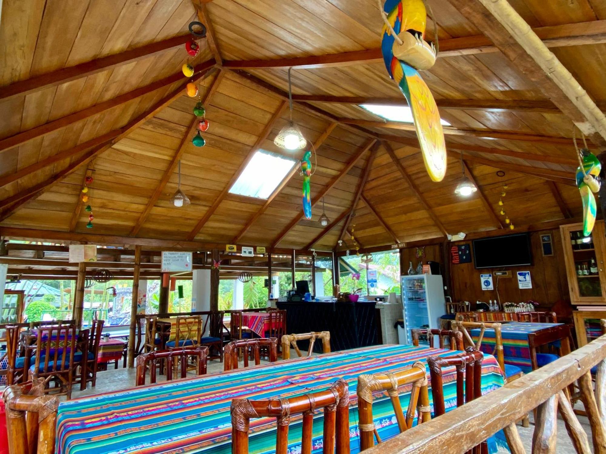 Hosteria Arasari Mindo Bagian luar foto