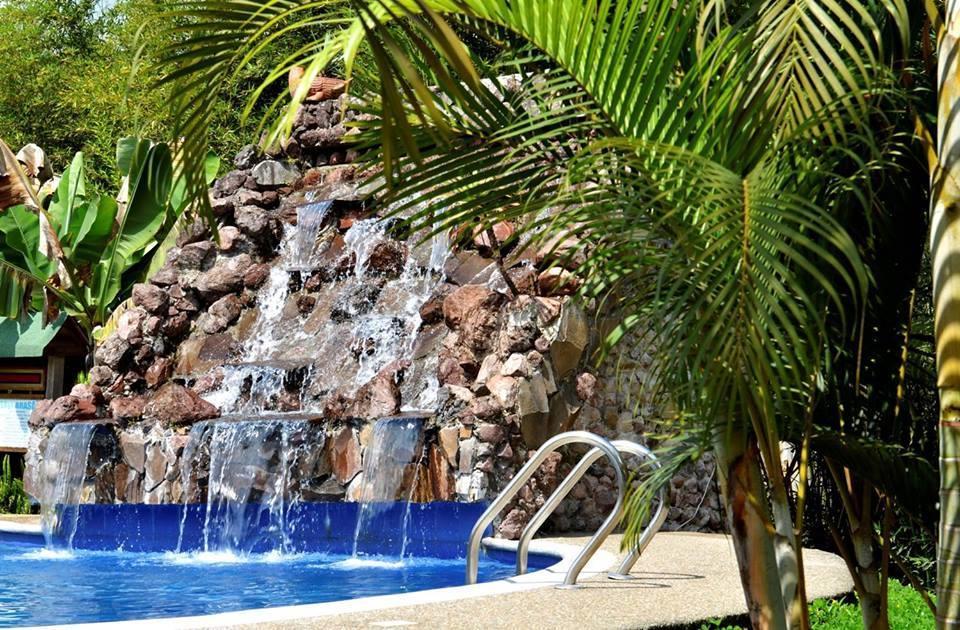 Hosteria Arasari Mindo Bagian luar foto